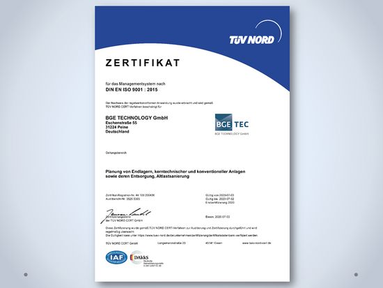 [Translate to Englisch:] Zertifikat für das Managementsystem nach DIN EN ISO 9001 : 2015